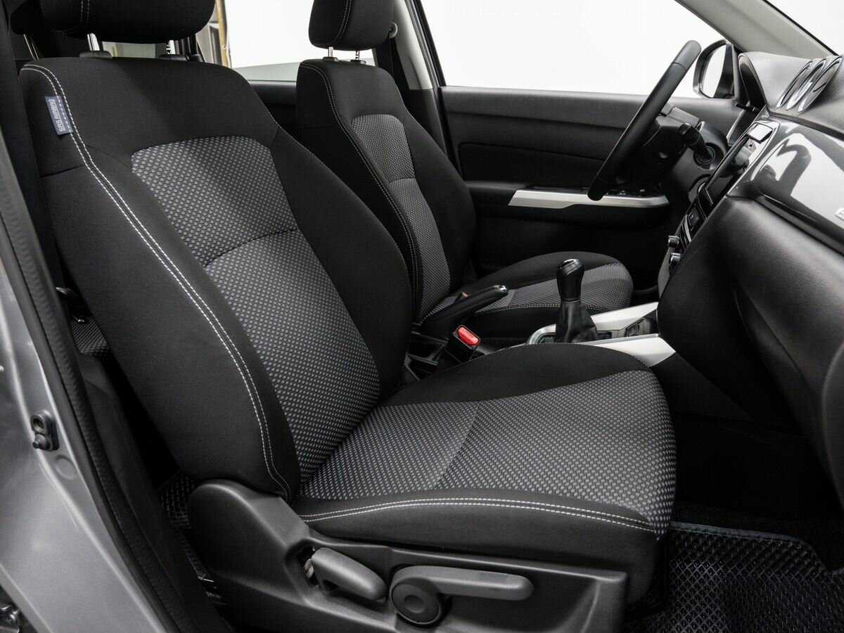 Б/У Сузуки Витара 2015 года. Фото: #8