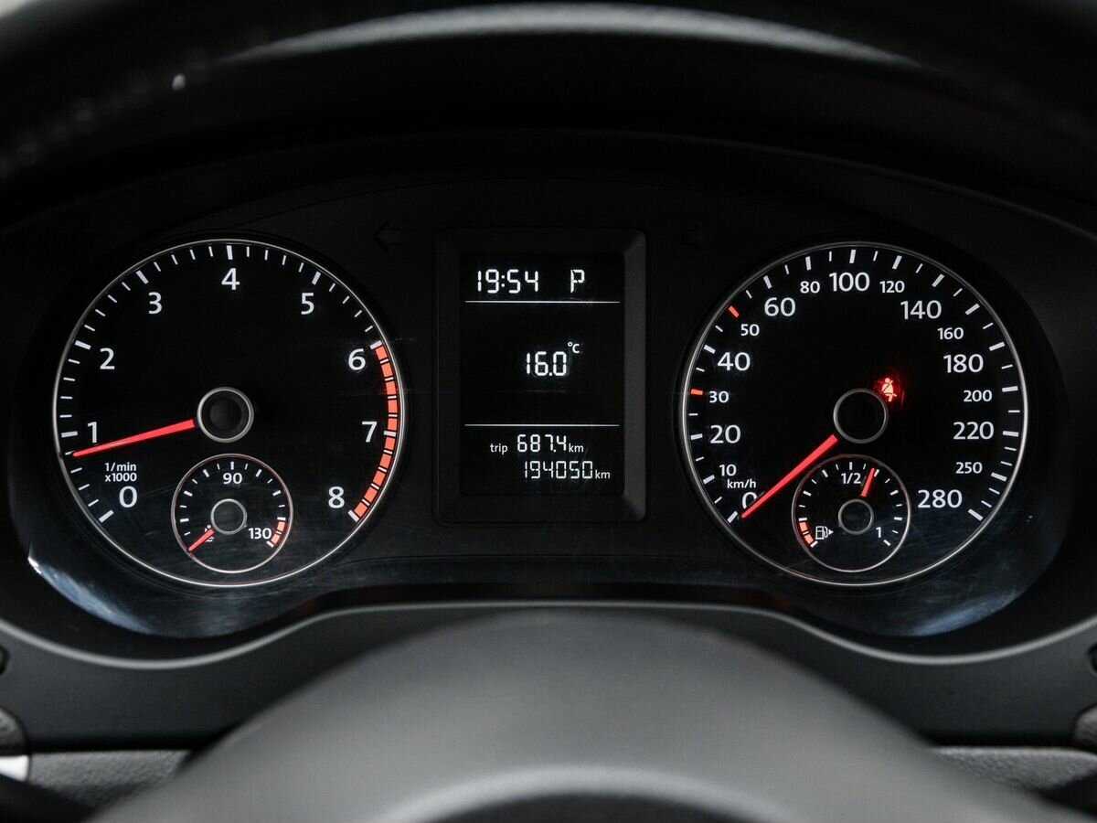 Б/У Фольксваген Джетта 2012 года. Фото: #19