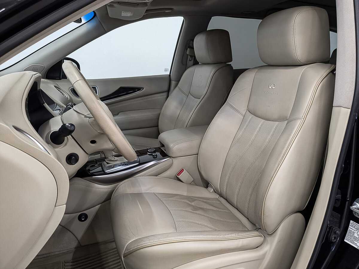 Infiniti QX60 2014 года с пробегом. Фото: #19