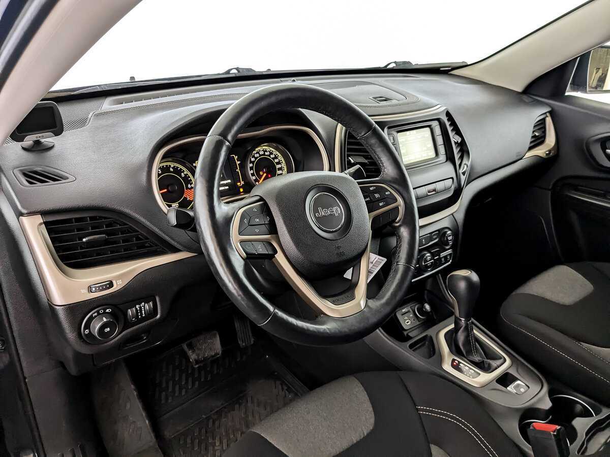 Jeep Cherokee 2014 года с пробегом. Фото: #15