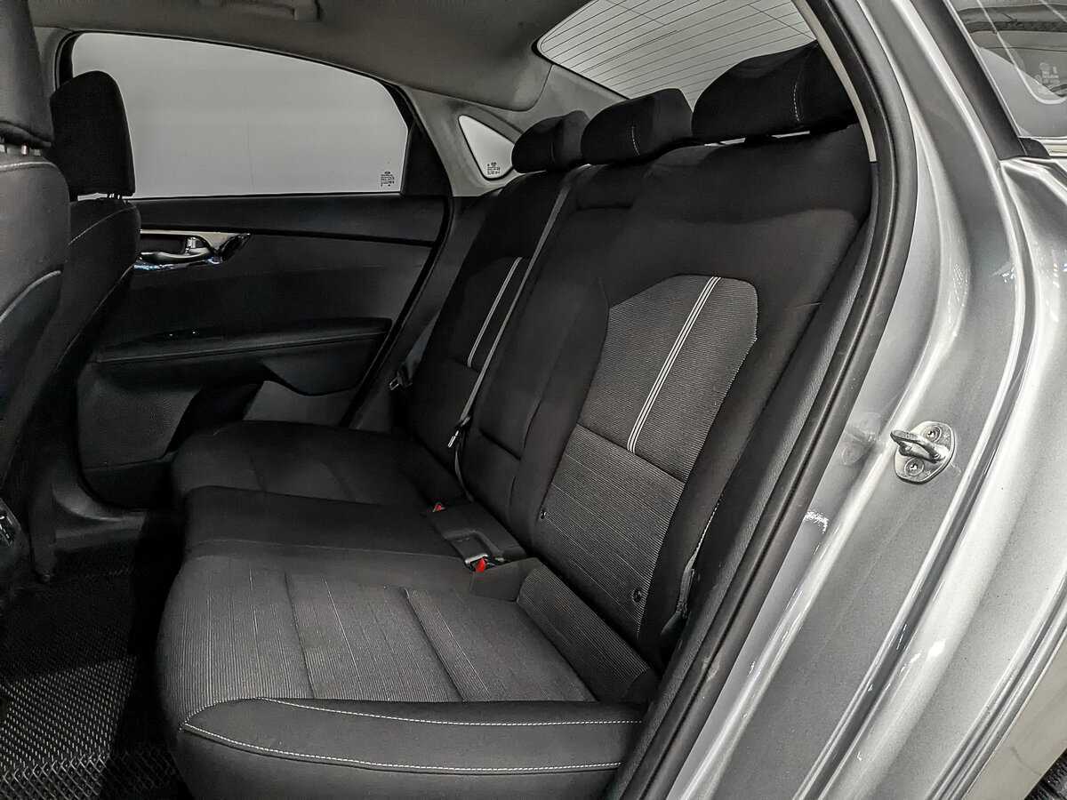 Б/У Киа Церато 2018 года. Фото: #17