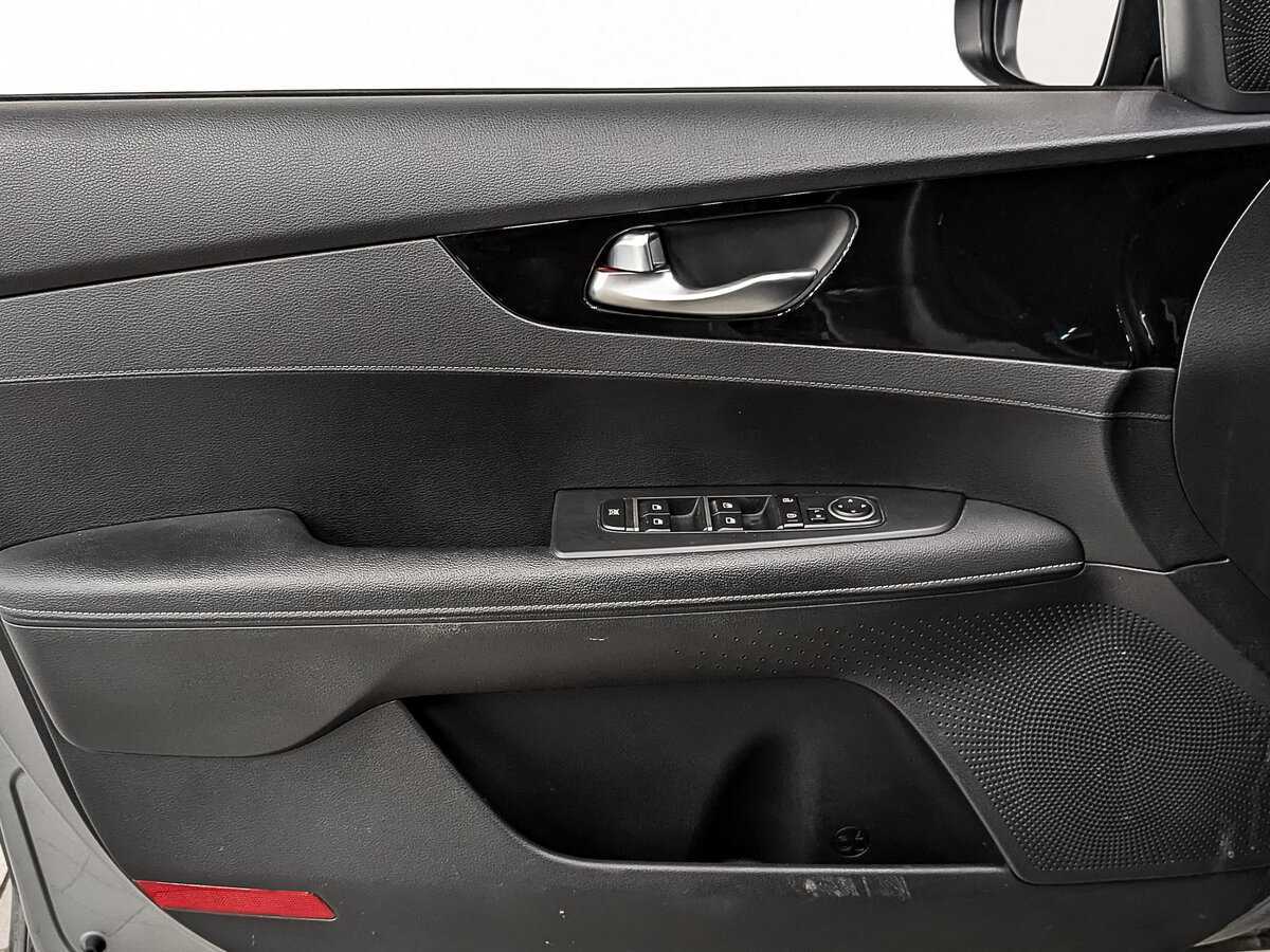 Б/У Киа Церато 2018 года. Фото: #18