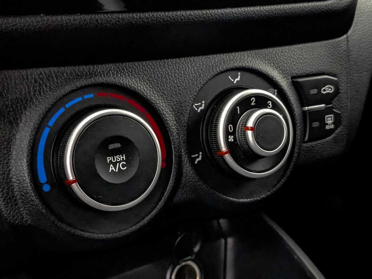 Б/У Киа Рио 2012 года. Фото: #20