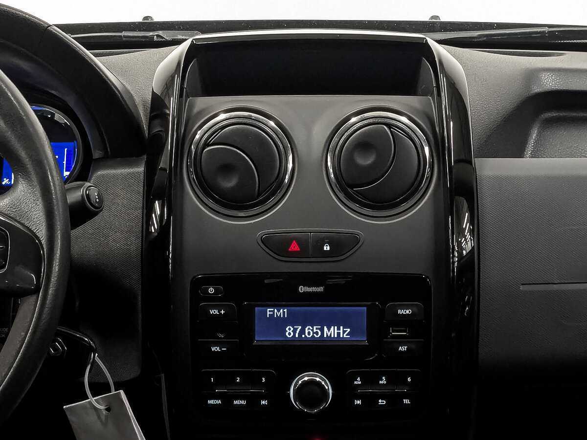 Б/У Рено Дастер 2018 года. Фото: #16