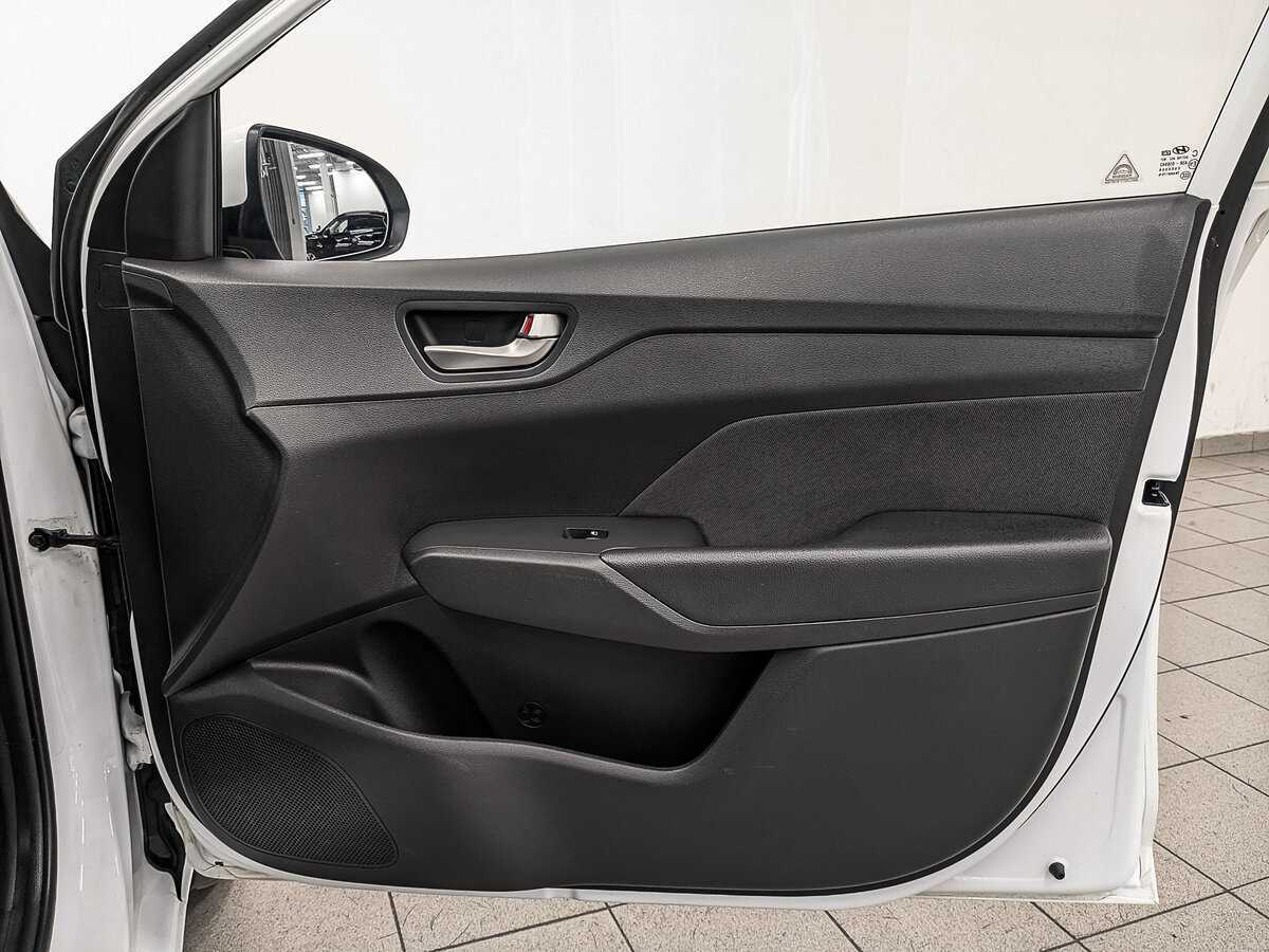 Б/У Хендай Солярис 2017 года. Фото: #24