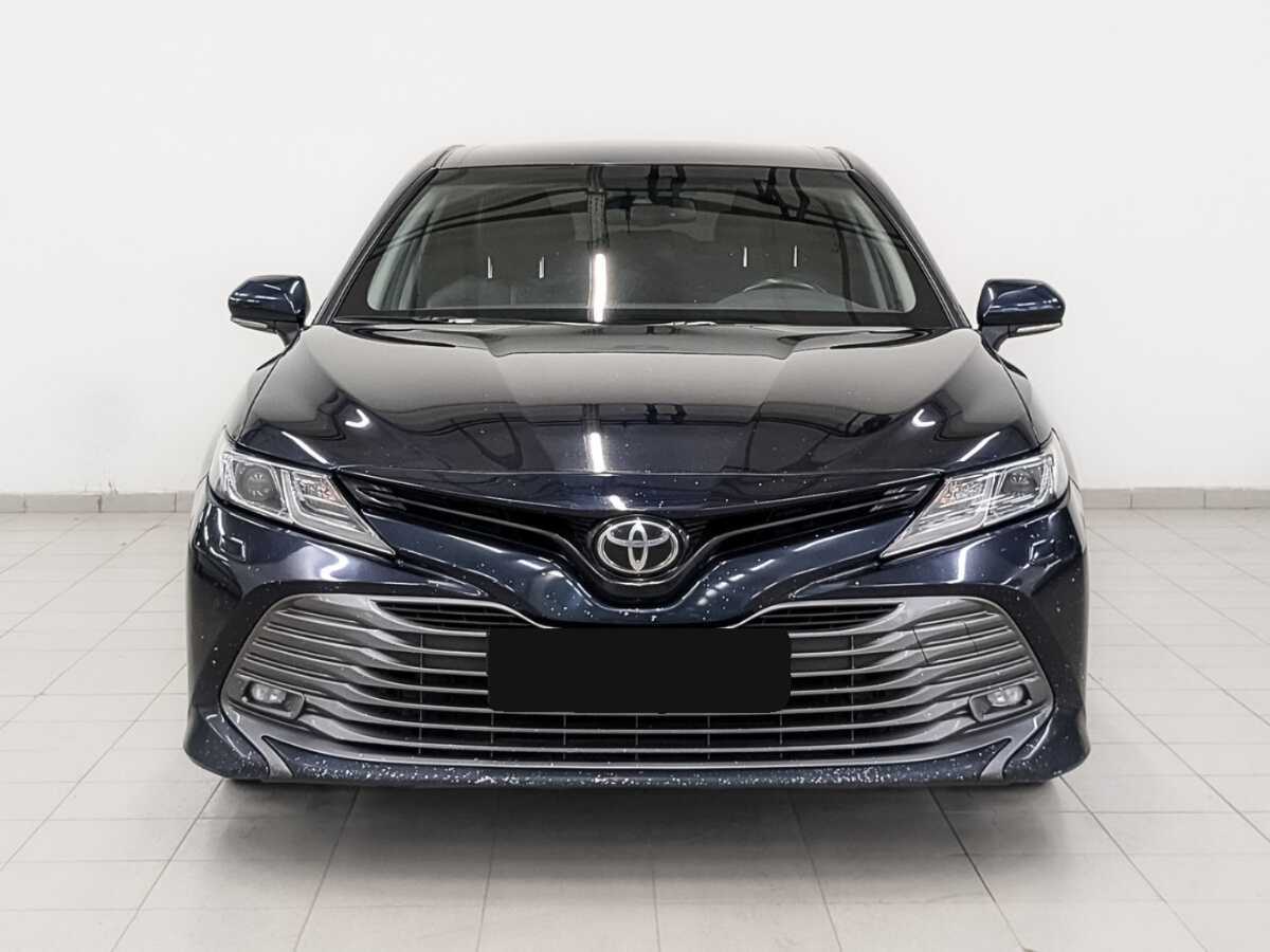 Toyota Camry 2018 года с пробегом. Фото: #1