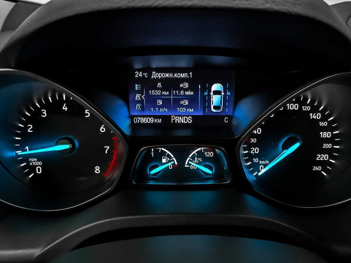 Б/У Форд Куга 2016 года. Фото: #13