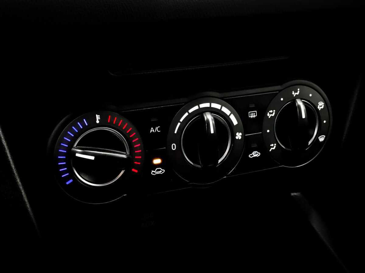 Б/У Мазда 3 2014 года. Фото: #24