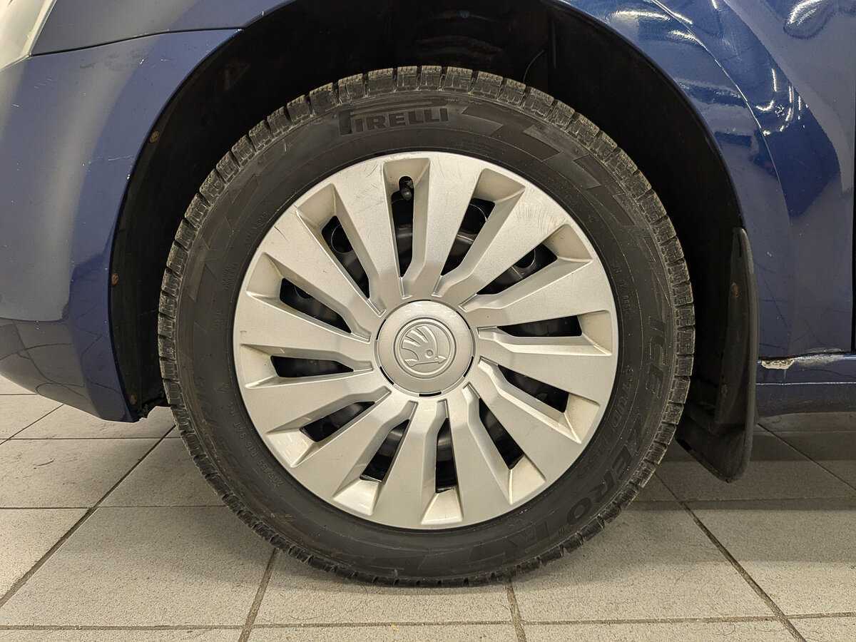 Б/У Шкода Октавия 2015 года. Фото: #10