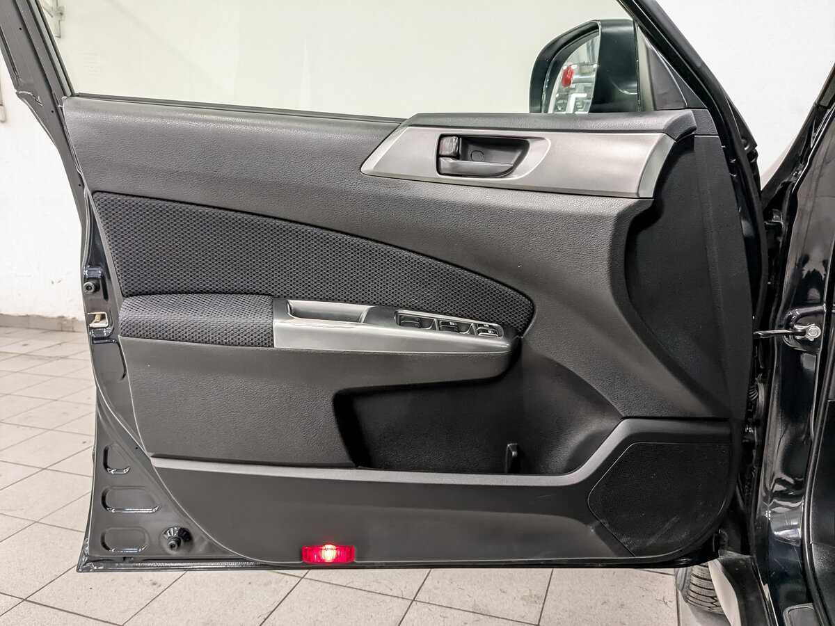 Б/У Субару Форестер 2012 года. Фото: #18