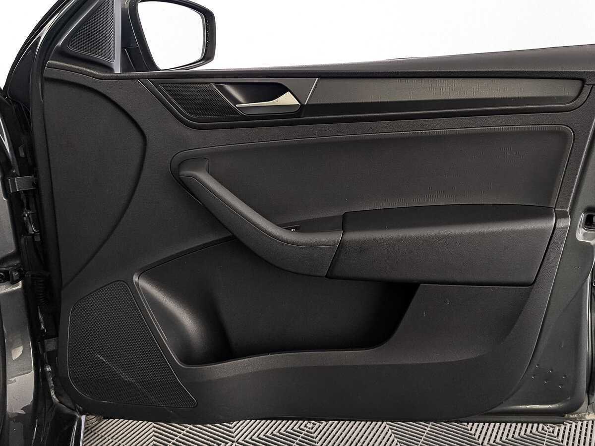 Б/У Фольксваген Поло 2021 года. Фото: #22