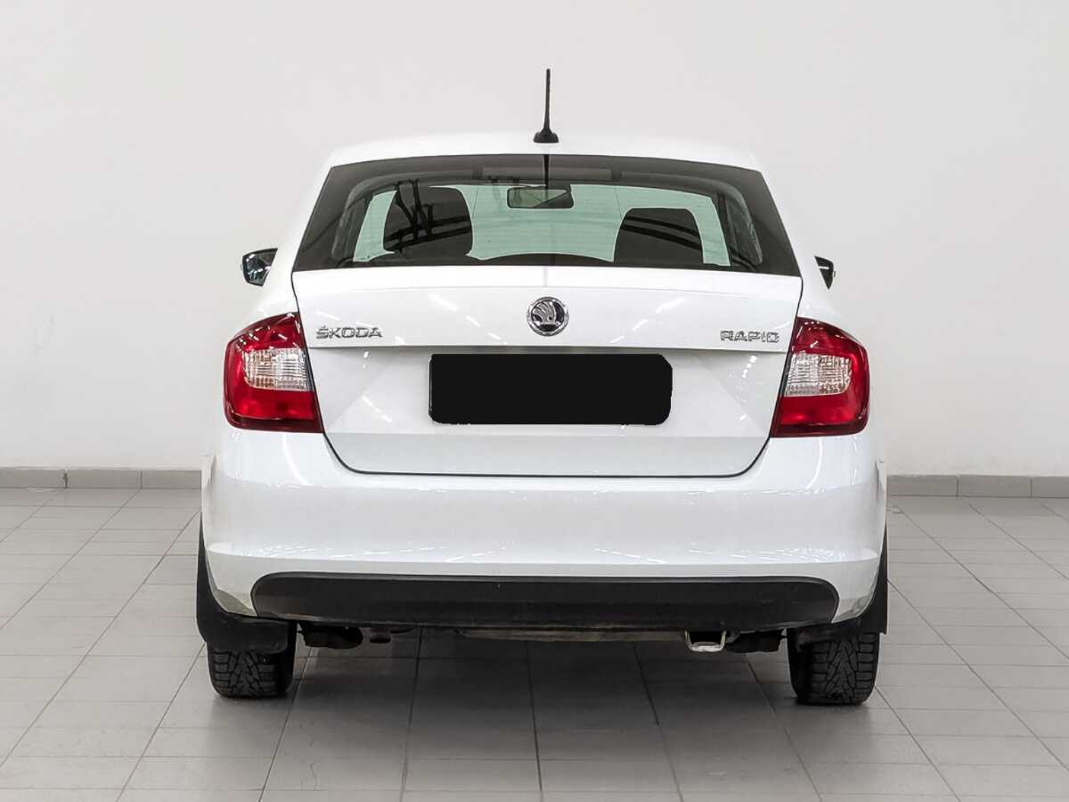 Б/У Шкода Рапид 2017 года. Фото: #5