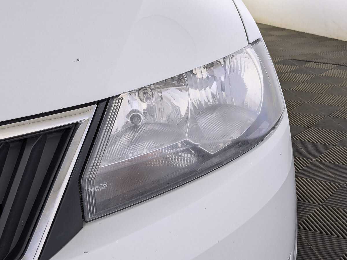 Б/У Шкода Рапид 2017 года. Фото: #10