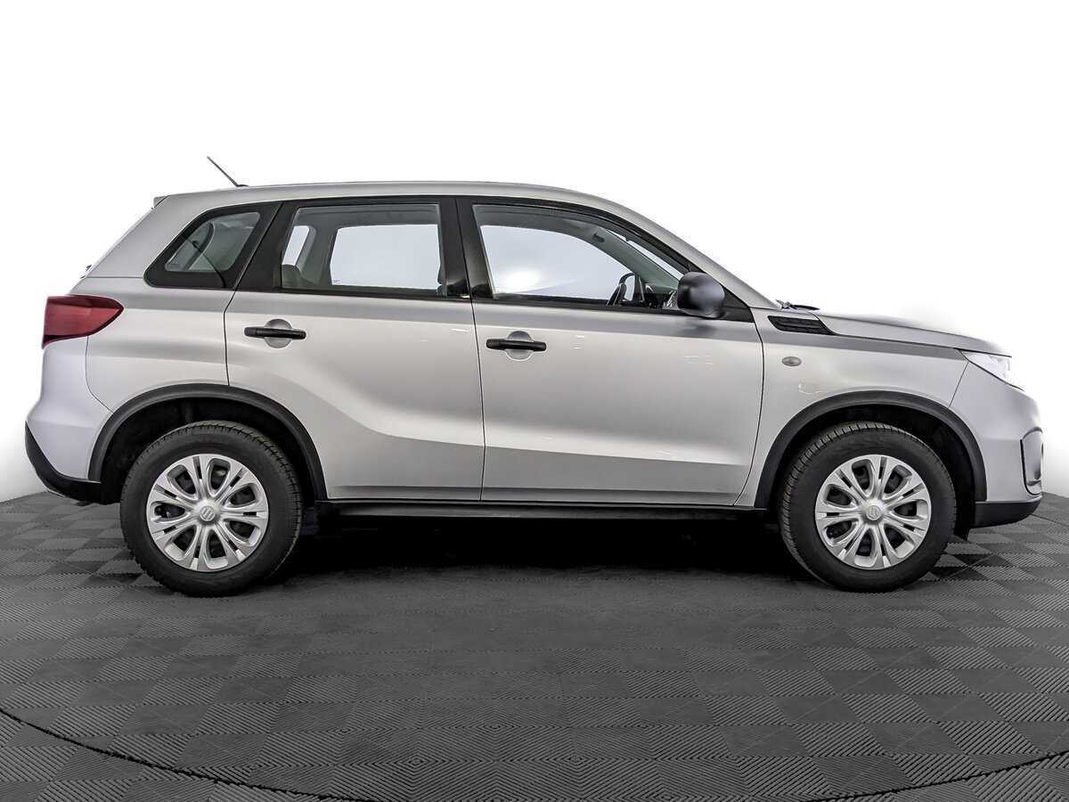 Suzuki Vitara 2021 года с пробегом. Фото: #3