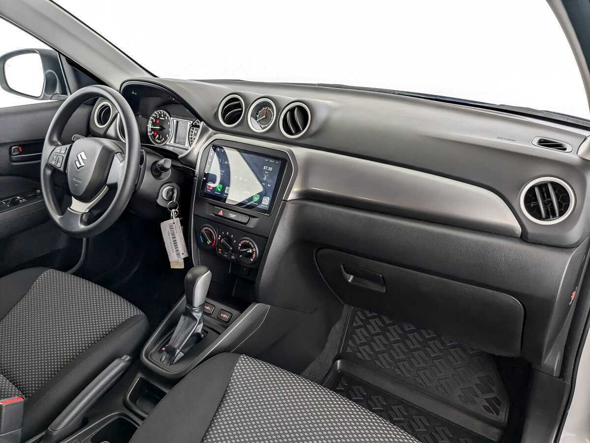 Suzuki Vitara 2021 года с пробегом. Фото: #10