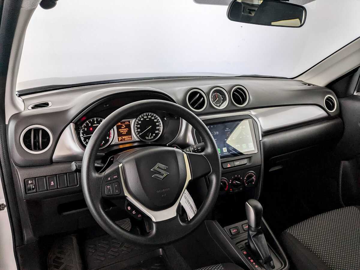 Suzuki Vitara 2021 года с пробегом. Фото: #15