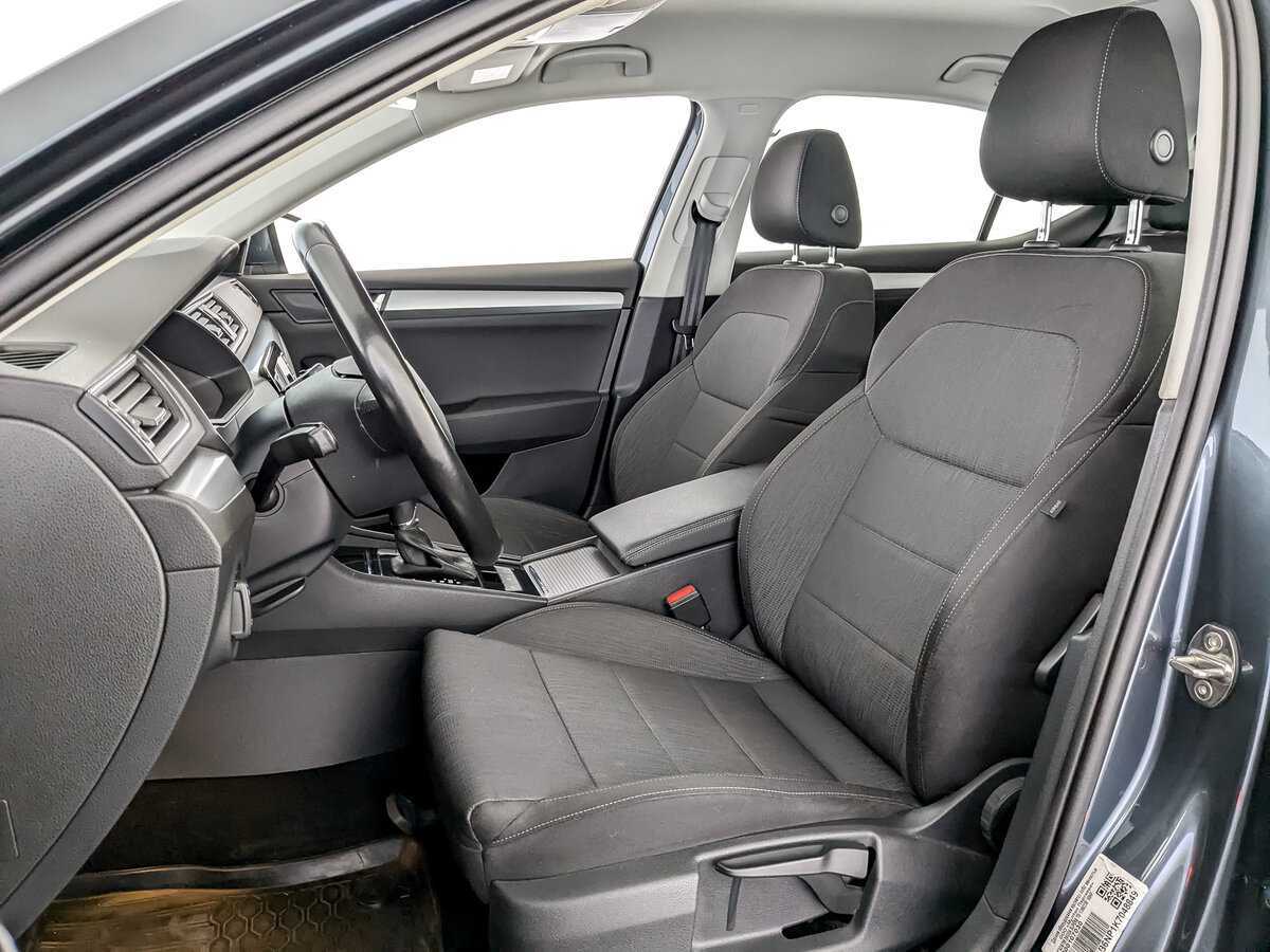 Skoda Superb 2019 года с пробегом. Фото: #19