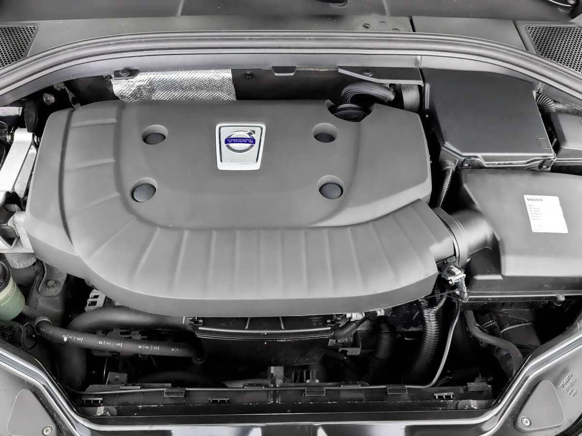 Б/У Вольво ИксЦ60 2012 года. Фото: #8