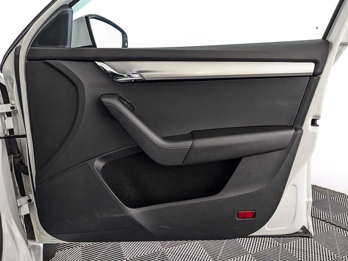 Skoda Octavia 2020 года с пробегом. Фото: #21