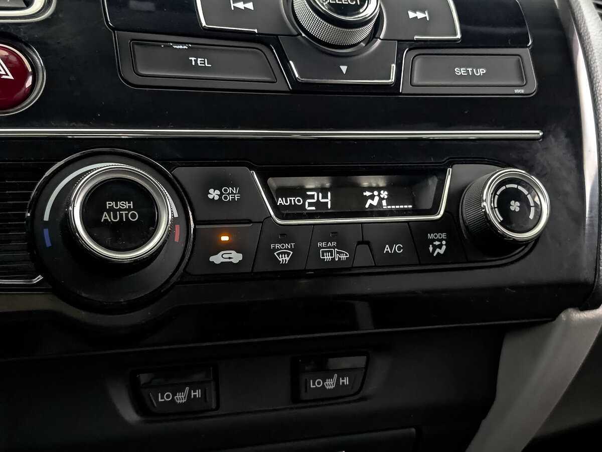 Б/У Хонда Цивик 2013 года. Фото: #19