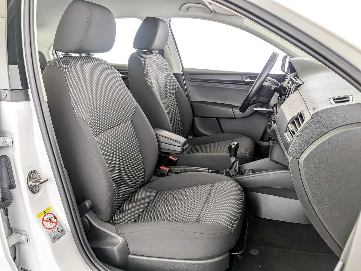 Б/У Фольксваген Поло 2021 года. Фото: #22