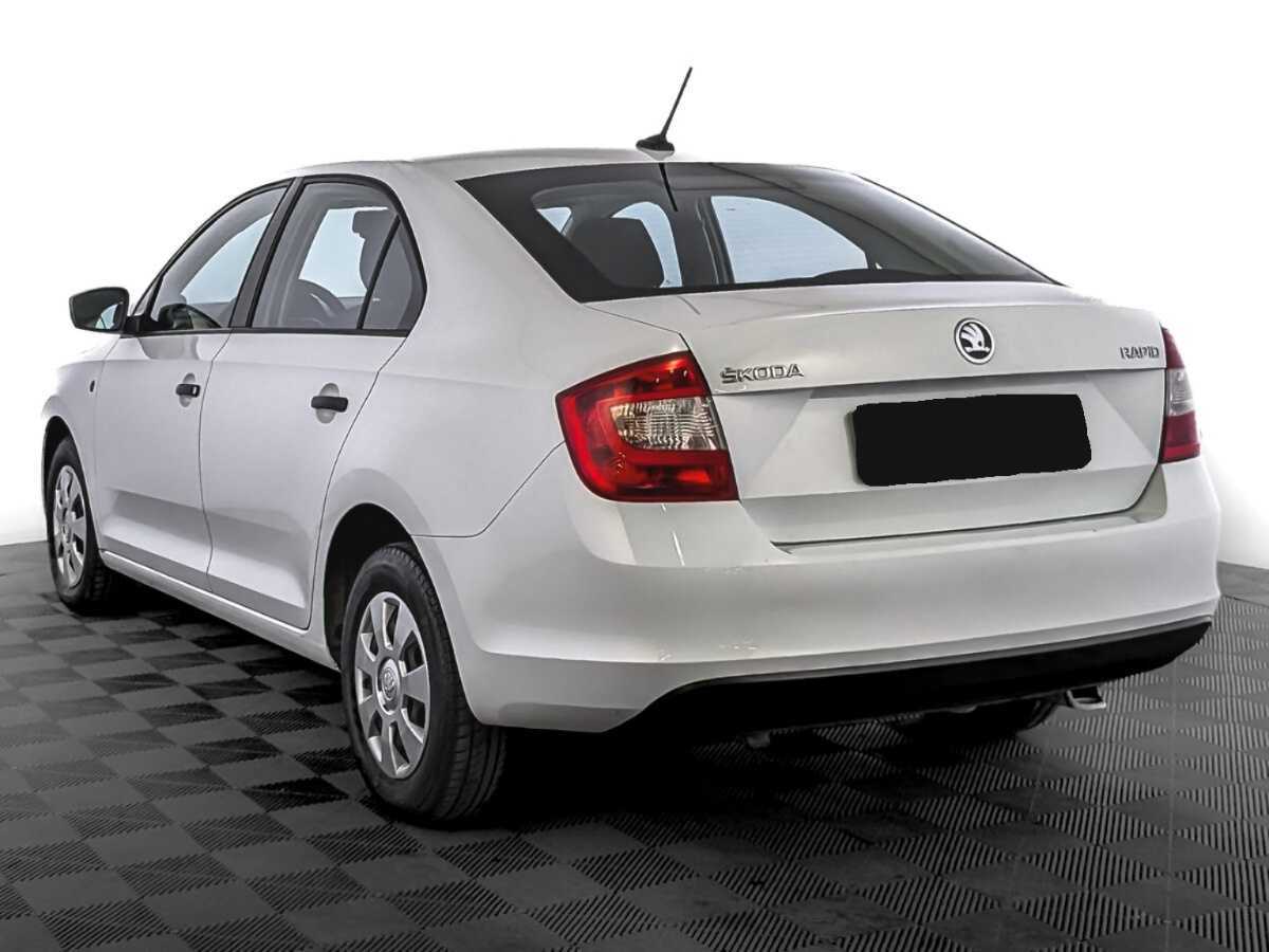 Б/У Шкода Рапид 2017 года. Фото: #6