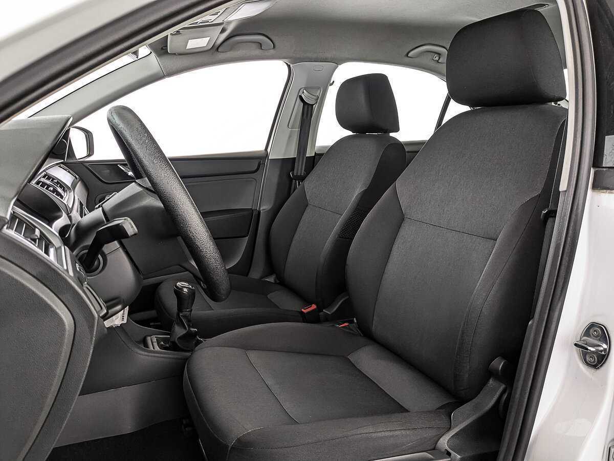 Б/У Шкода Рапид 2017 года. Фото: #19