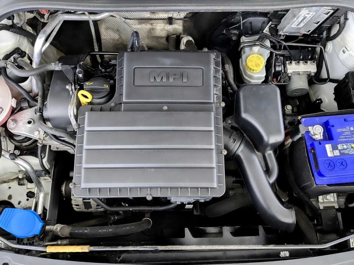 Б/У Шкода Рапид 2017 года. Фото: #8