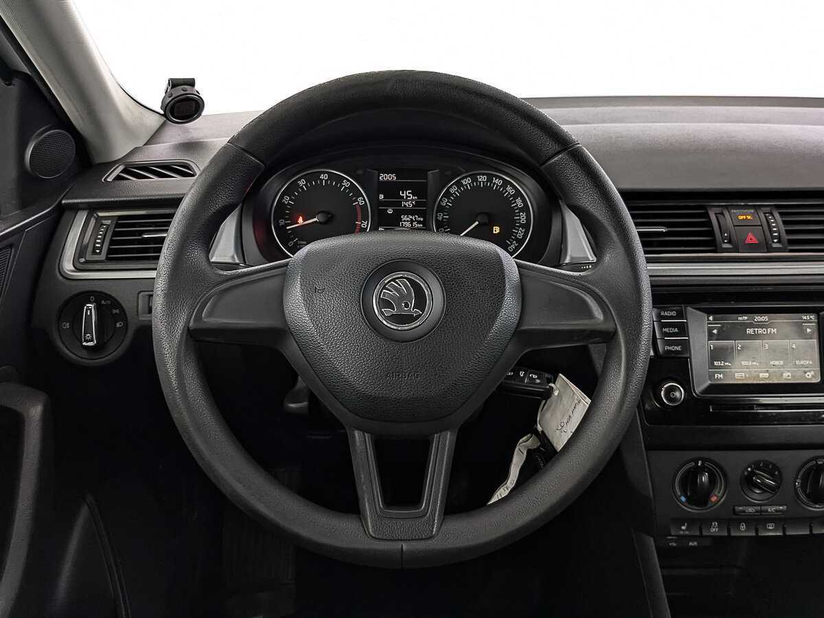 Б/У Шкода Рапид 2017 года. Фото: #20