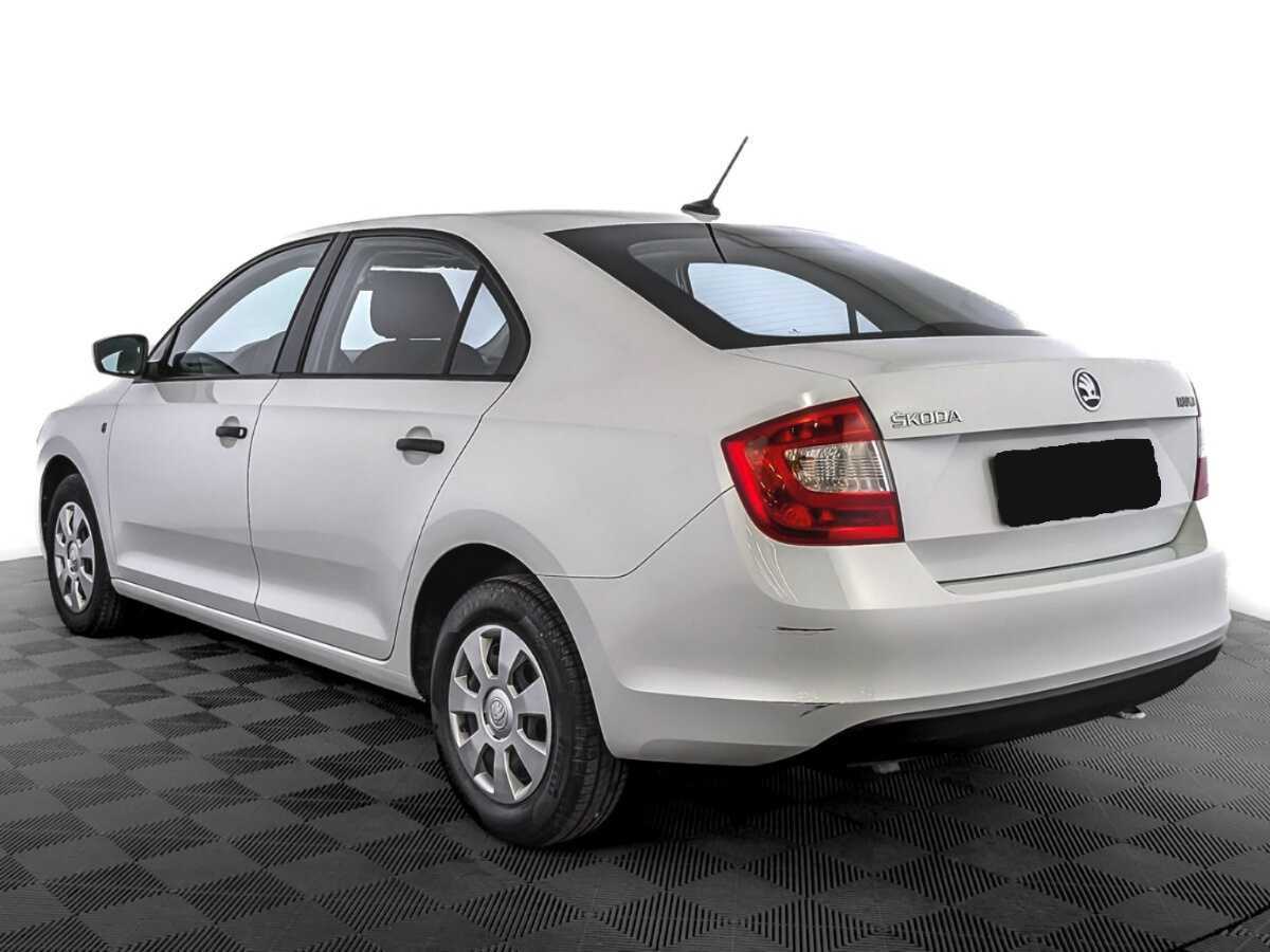 Б/У Шкода Рапид 2017 года. Фото: #6