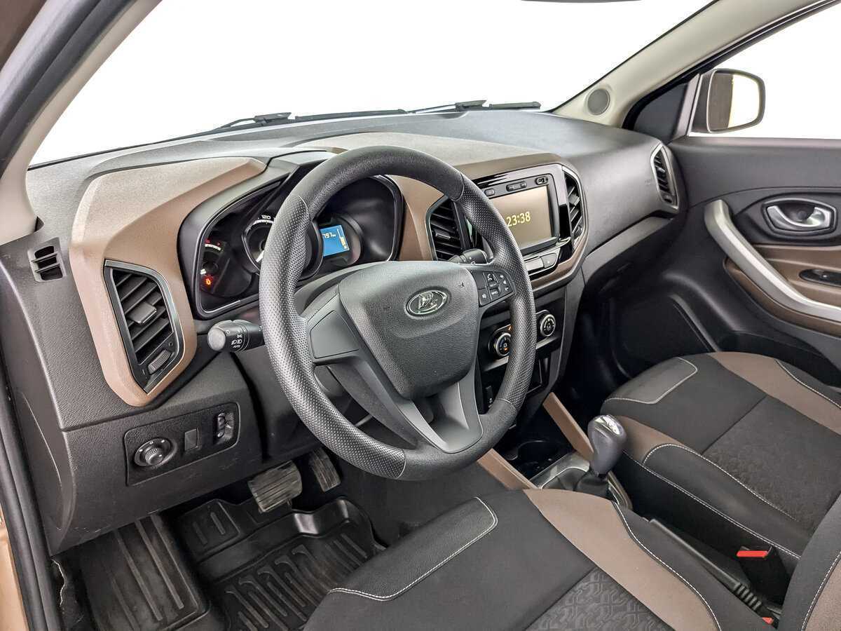 Б/У Лада (ВАЗ) ИКСРЭЙ 2017 года. Фото: #15