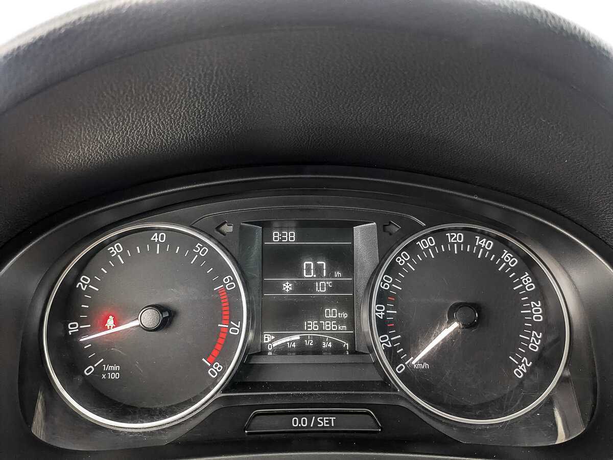 Б/У Шкода Рапид 2017 года. Фото: #13