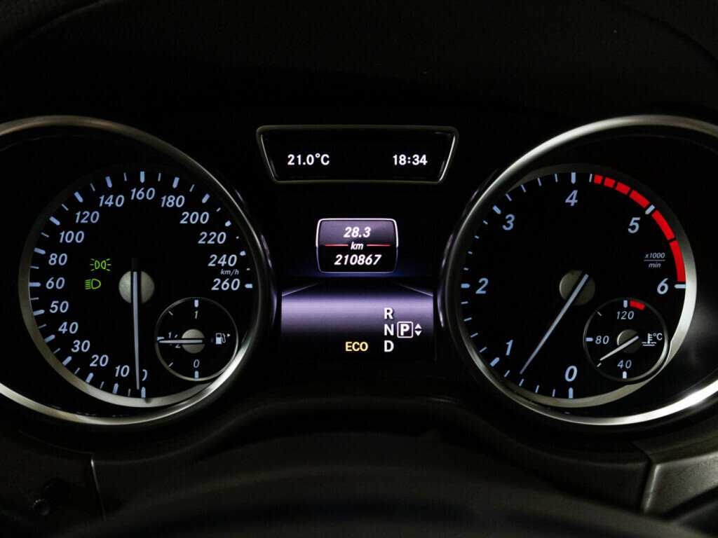 Mercedes-Benz M-Класс 2015 года с пробегом. Фото: #11