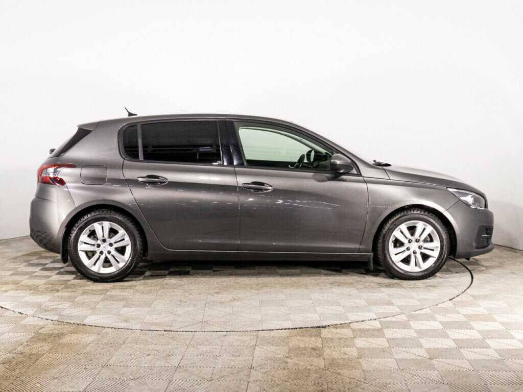 Б/У Пежо 308 2018 года. Фото: #3