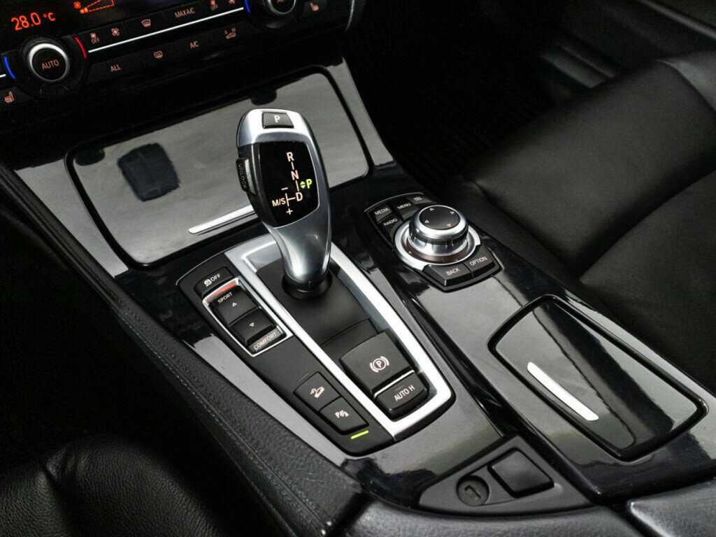 BMW 5 серии 2013 года с пробегом. Фото: #14