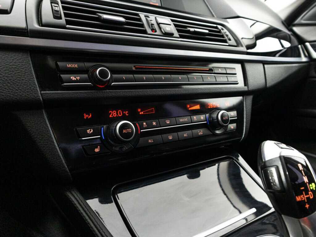 BMW 5 серии 2013 года с пробегом. Фото: #16