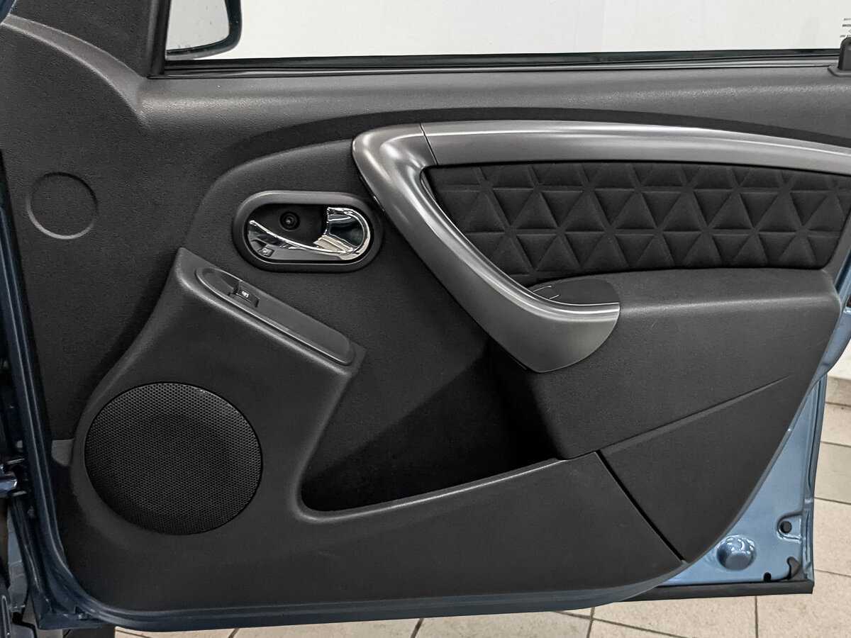 Б/У Рено Дастер 2015 года. Фото: #24