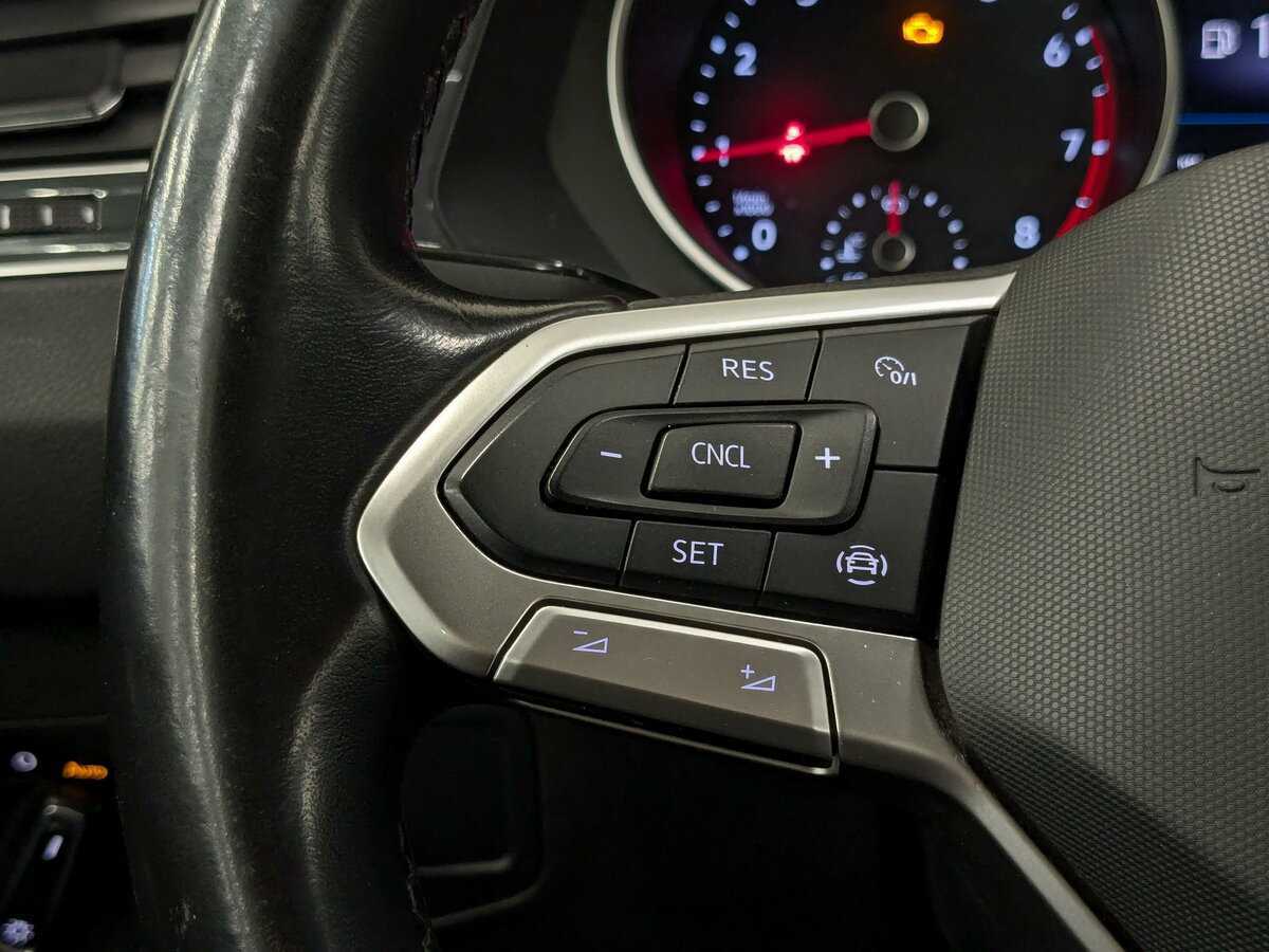 Volkswagen Tiguan 2021 года с пробегом. Фото: #25