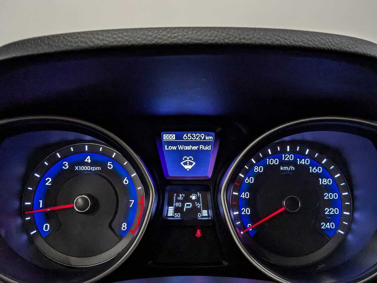 Б/У Хендай ай30 2015 года. Фото: #15