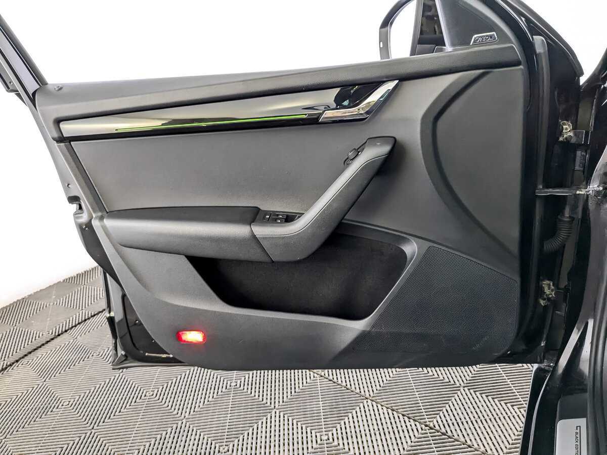 Skoda Octavia 2019 года с пробегом. Фото: #18