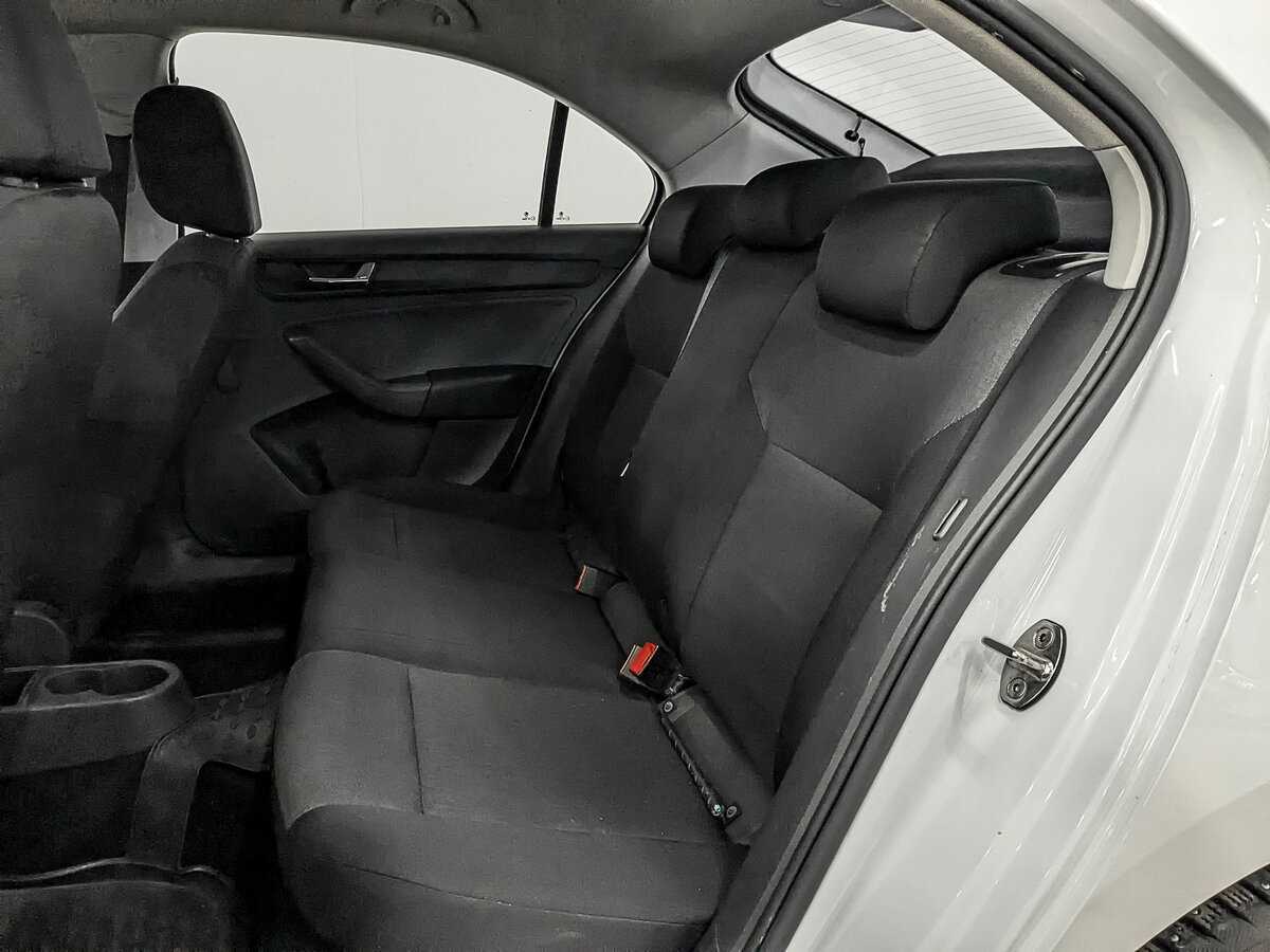 Б/У Шкода Рапид 2017 года. Фото: #15