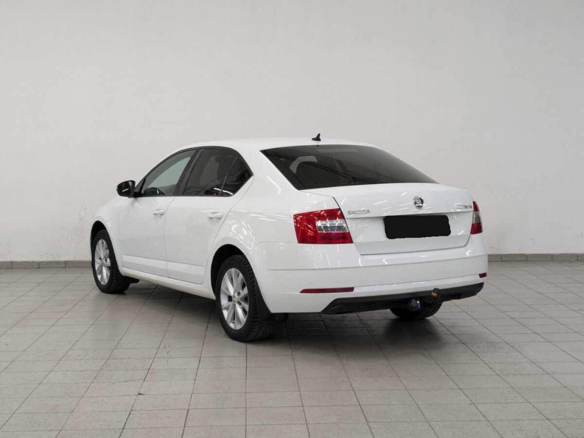 Б/У Шкода Октавия 2017 года. Фото: #6