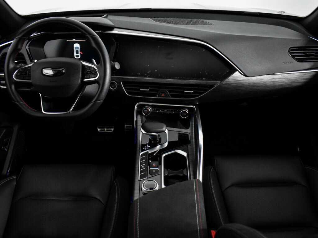 Geely Tugella 2022 года с пробегом. Фото: #16