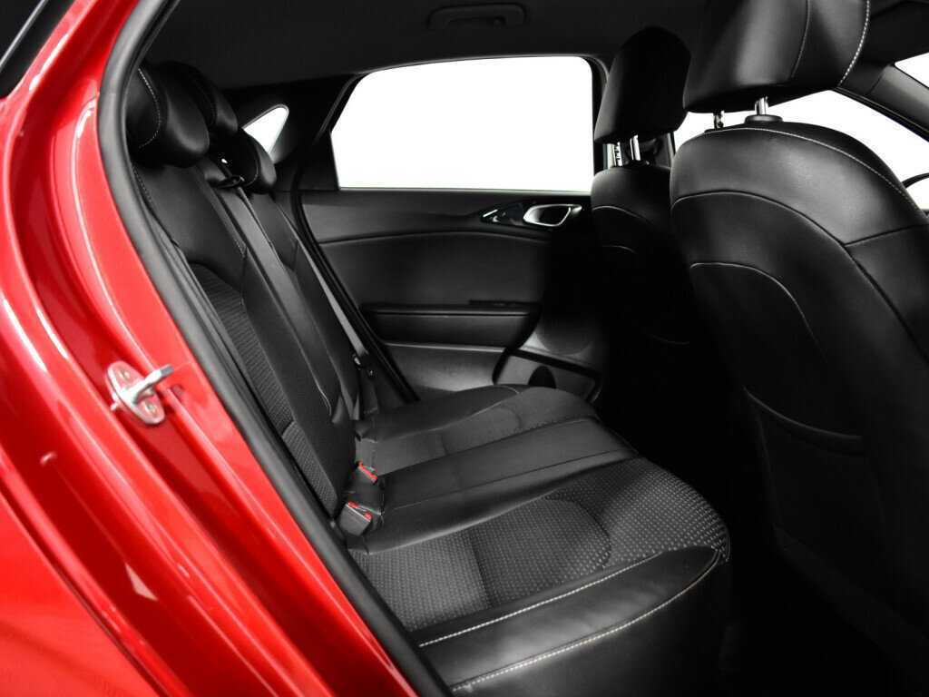 Б/У Киа Сид 2018 года. Фото: #9