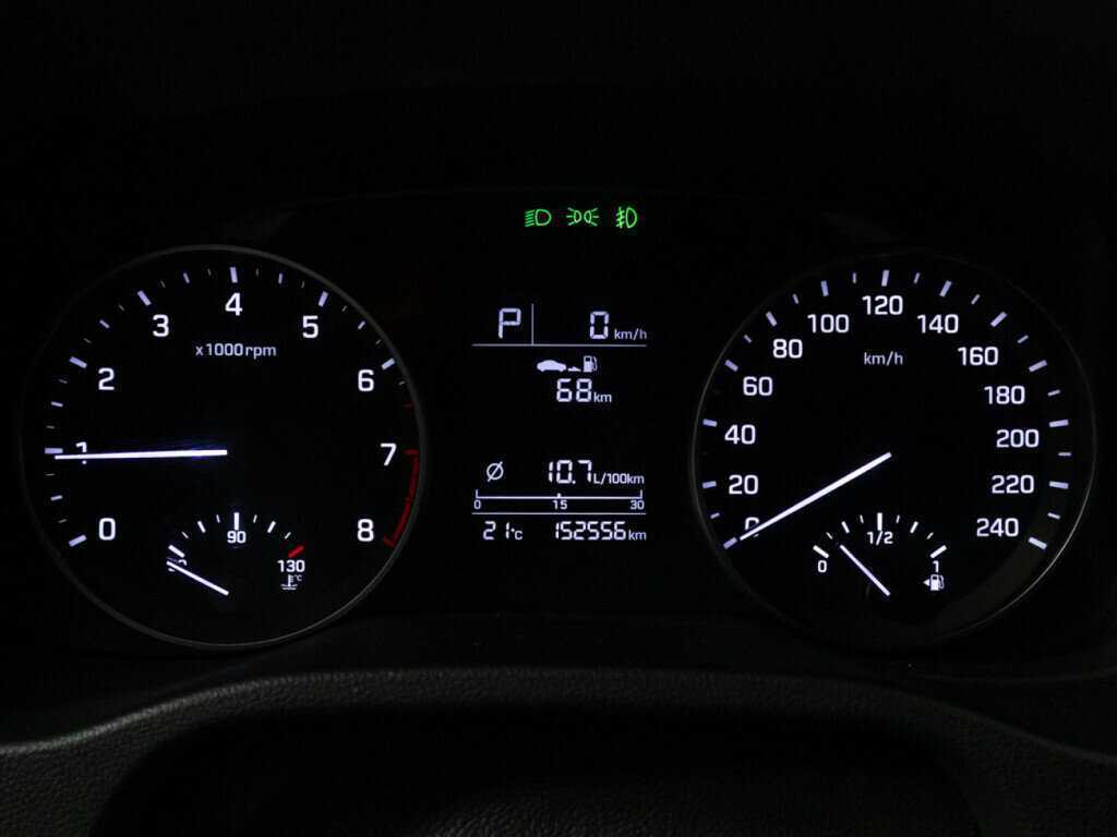 Б/У Хендай Елантра 2018 года. Фото: #11