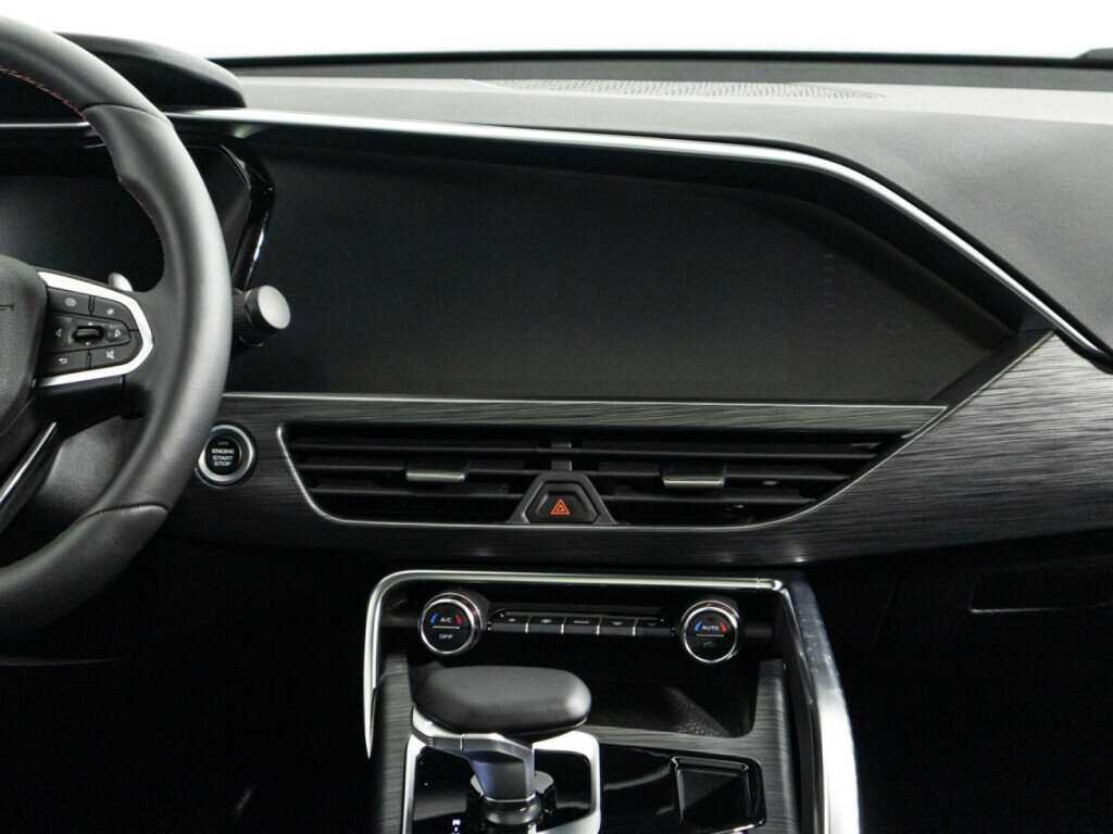 Geely Tugella 2024 года с пробегом. Фото: #13