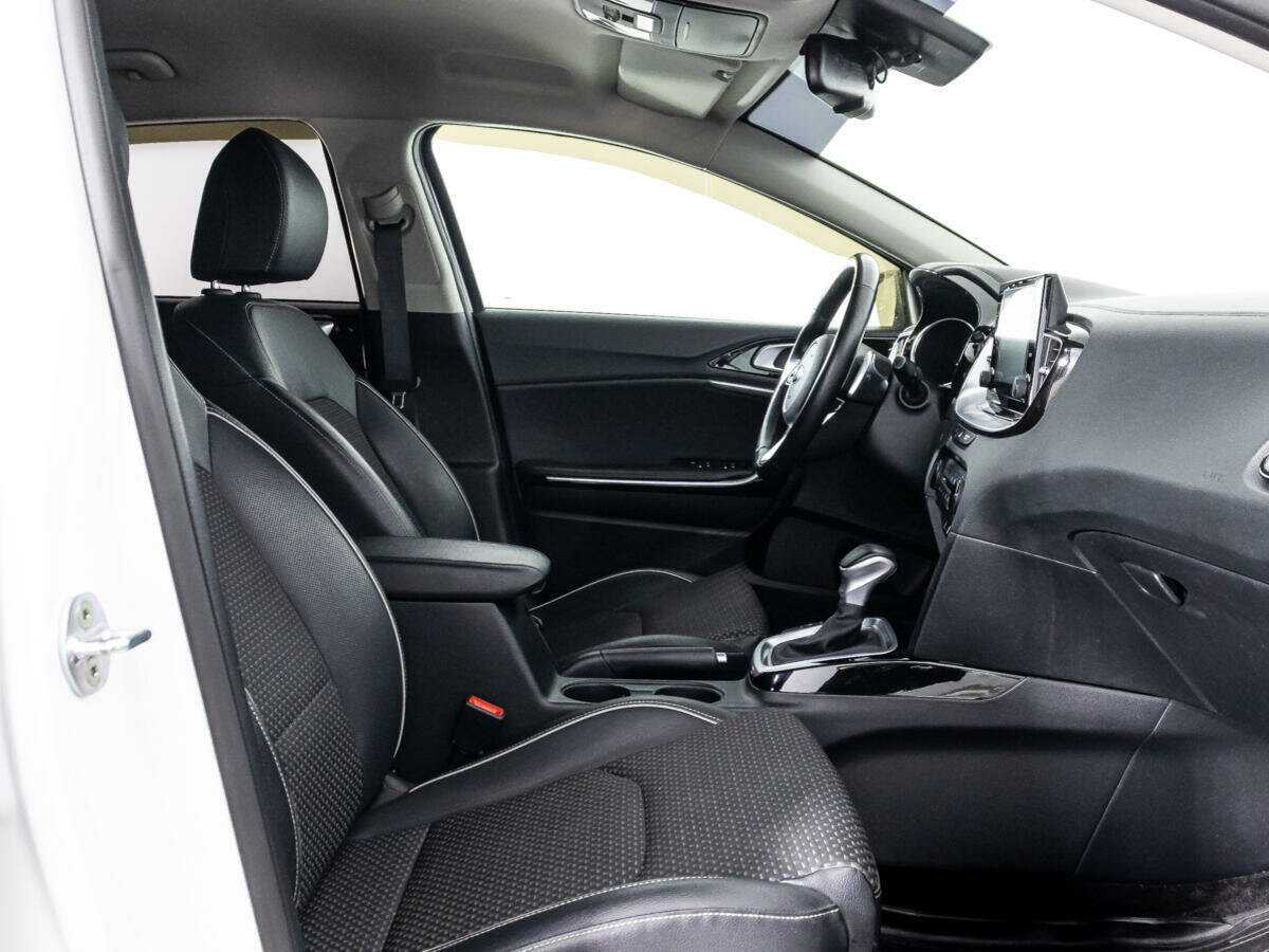 Kia Ceed 2020 года с пробегом. Фото: #23