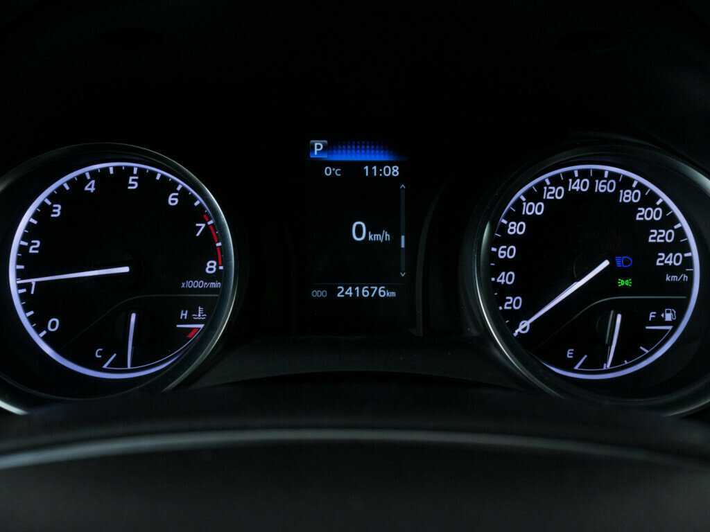 Toyota Camry 2021 года с пробегом. Фото: #9