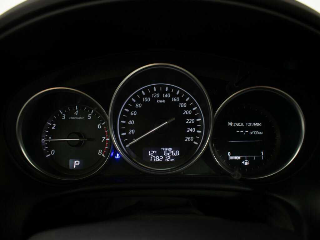 Б/У Мазда Ц-Икс-5 2014 года. Фото: #7