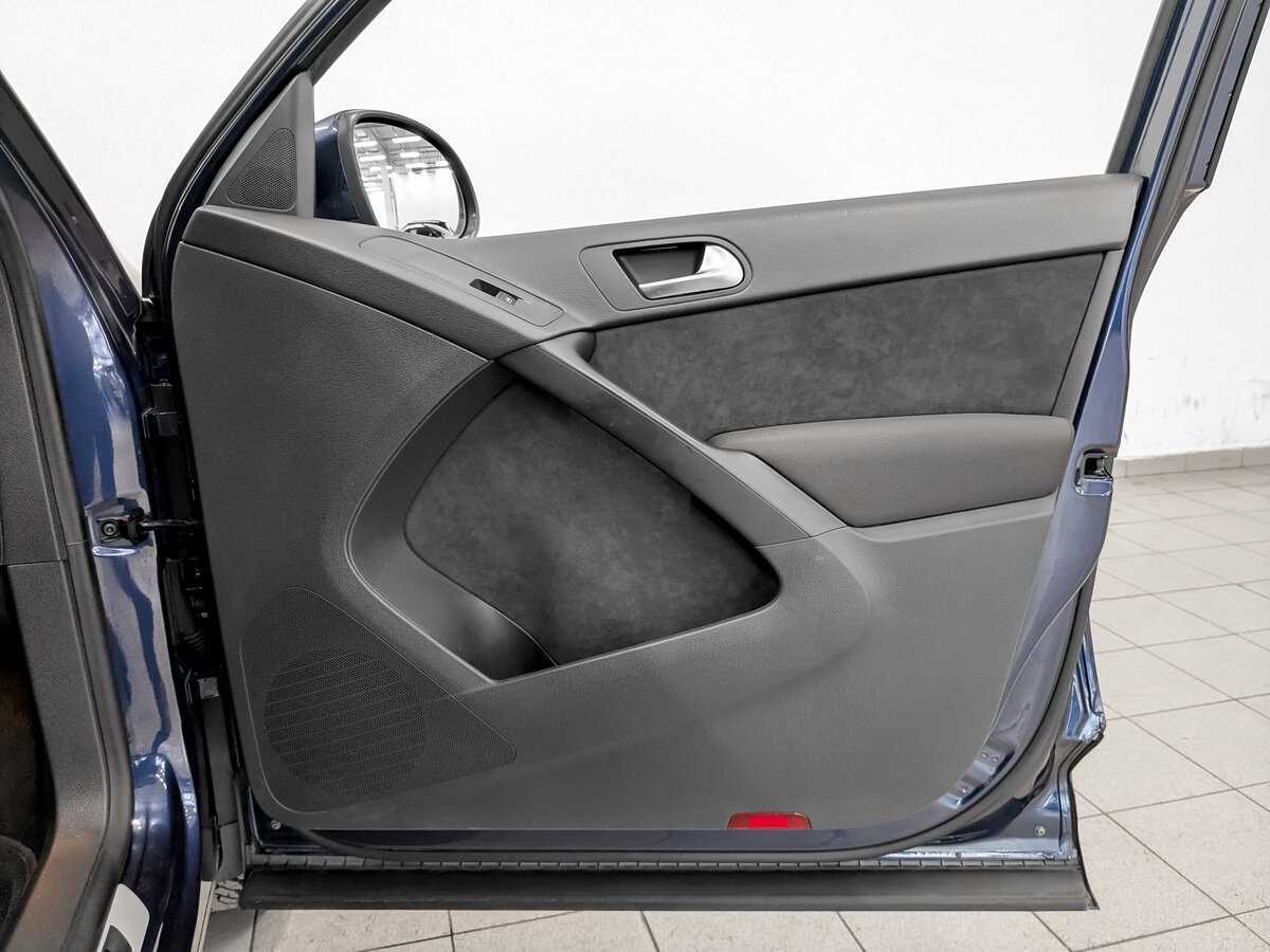 Б/У Фольксваген Тигуан 2016 года. Фото: #21